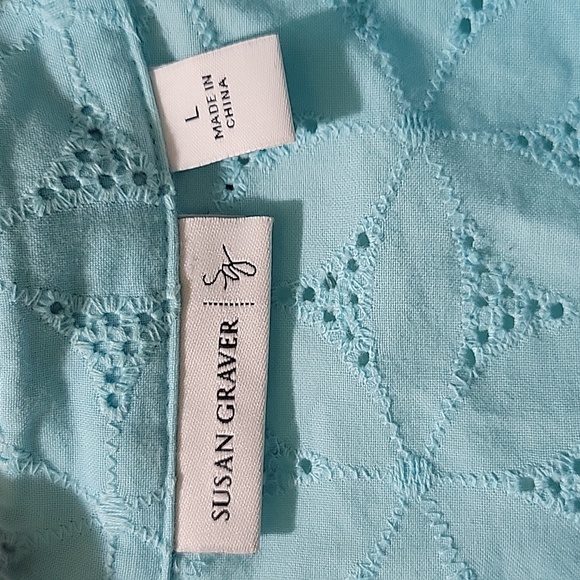 Susan Graver fitted tunic. - Picture 2 of 4